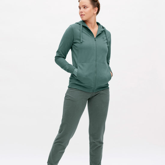 63240155-lavinia-jogginghose-aus-bio-baumwolle-bio-silver-pine-side