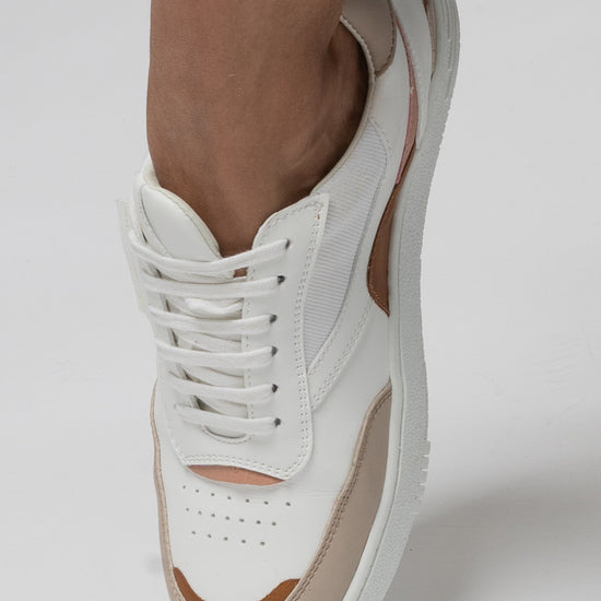 A-Beflamboyant-UX-68-Schuhe-aus-recycling-Sand-Vorne
