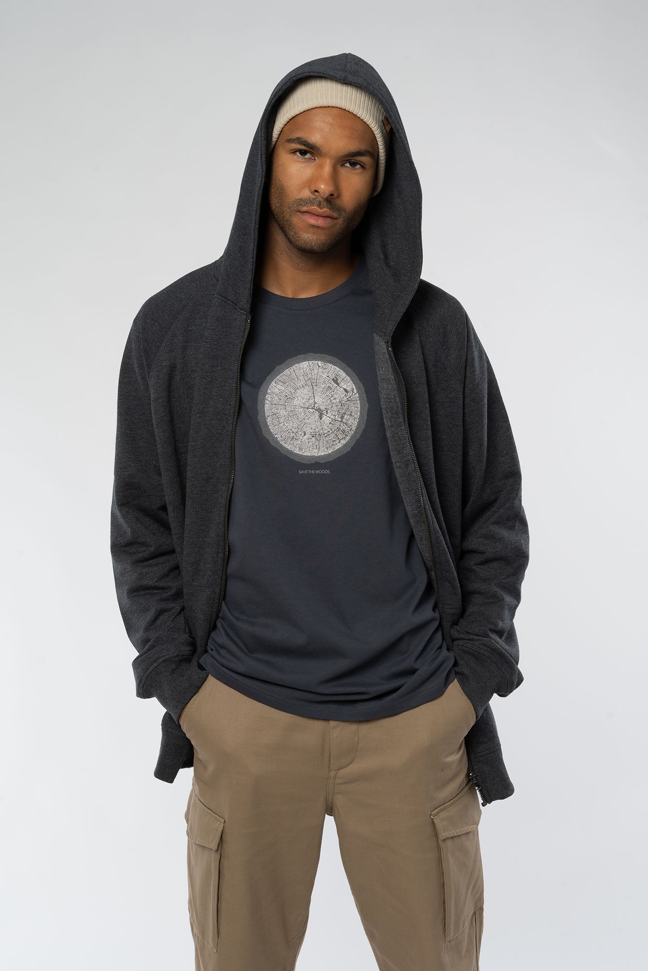 D-Save-the-woods-T-Shirt-aus-Bio-Baumwolle-Mode-Online-India-Ink-Grey-Vorne3