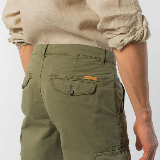 M-63522-Bermudas-mit-Cargo-Taschen-aus-Leinen-Bio-Baumwolle-Bio-Mode-Herren-JAME-Olive-Washed-Vorne5
