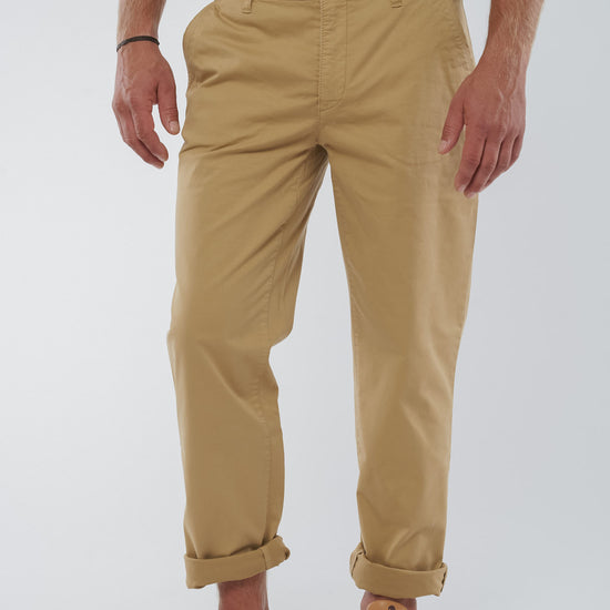 M-63552-KENDRICK-Chino-aus-Bio-Baumwolle-Ethical-Fashion-Herren-ZERIO-Tobacco-Vorne3