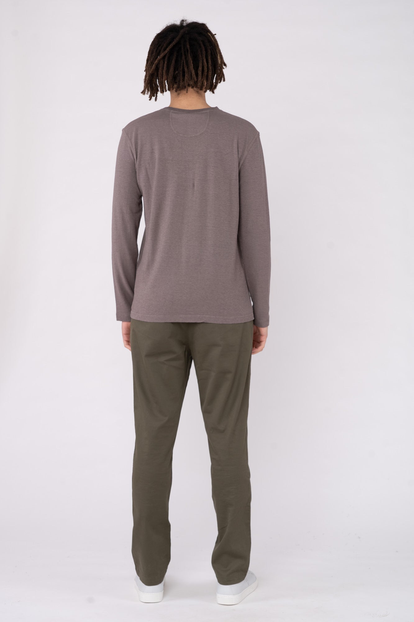 M-DH225-Longsleeve-Taupe-Vorne