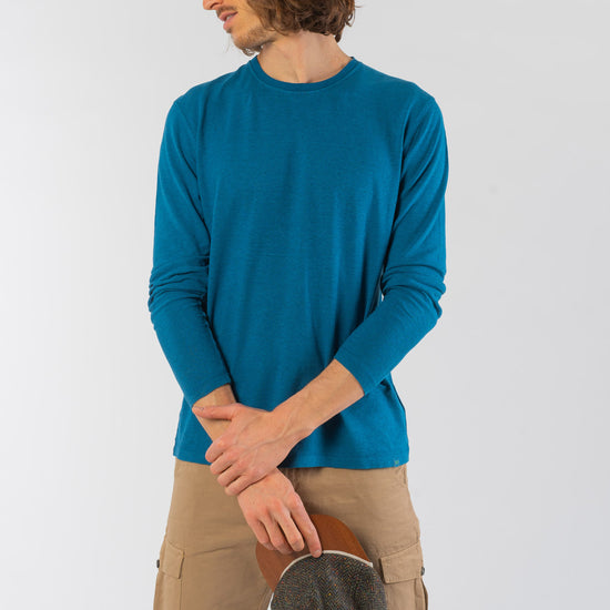 M-DH225OEB-Leichtes-Basic-Longsleeve-aus-Hanf-Bio-Baumwolle-Faire-Mode-Online-Herren-FAXON-Sea-Vorne4