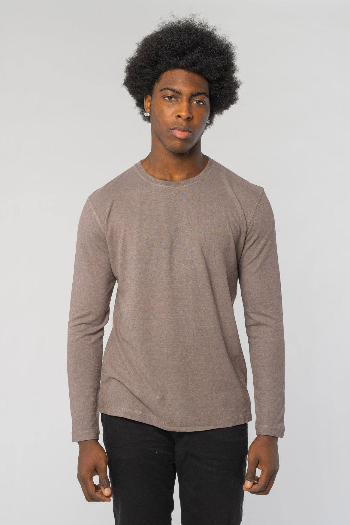 M-DH225OEB-Leichtes-Basic-Longsleeve-aus-Hanf-Bio-Baumwolle-Faire-Mode-Online-Herren-FAXON-Taupe-Vorne2