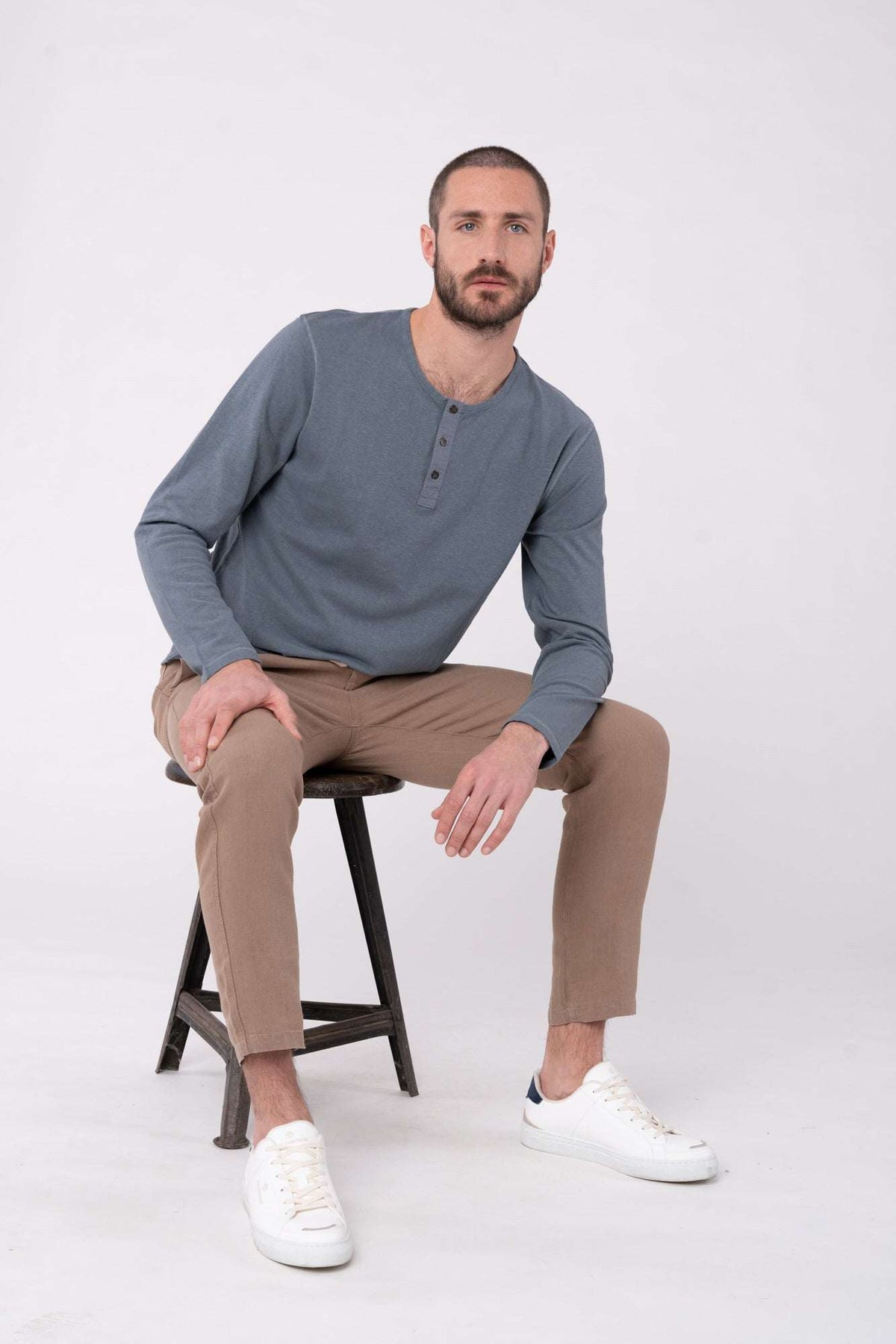 M-DH833-Longsleeve-Henley-Tutan-Vorne