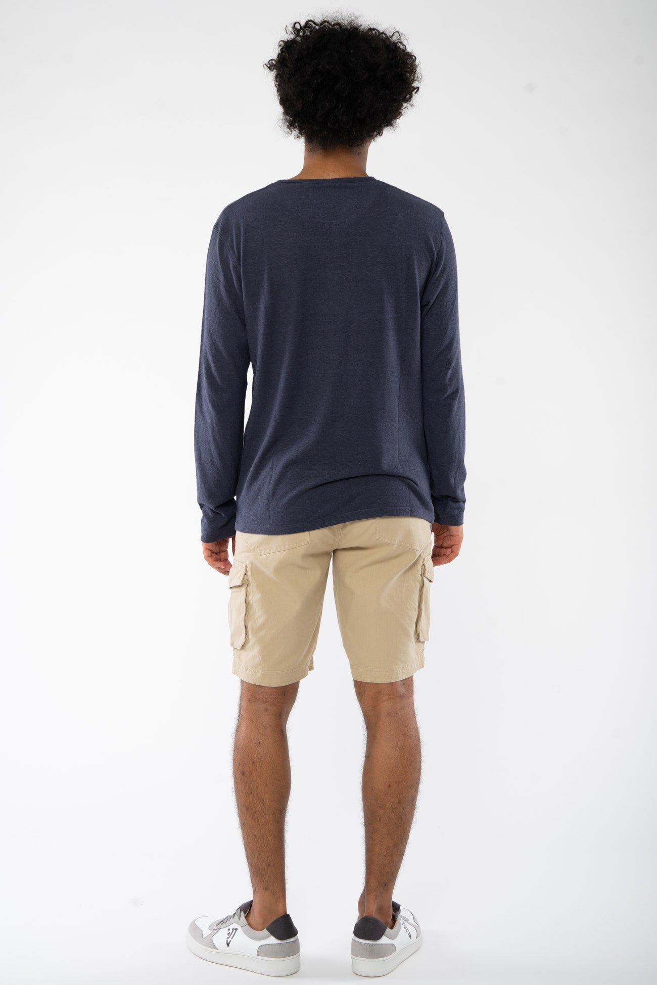 M-DH833OEB-Basic-Henley-Hemd-aus-Hanf-Bio-Baumwolle-Faire-Mode-KOTTAM-Anthracite-Hinten
