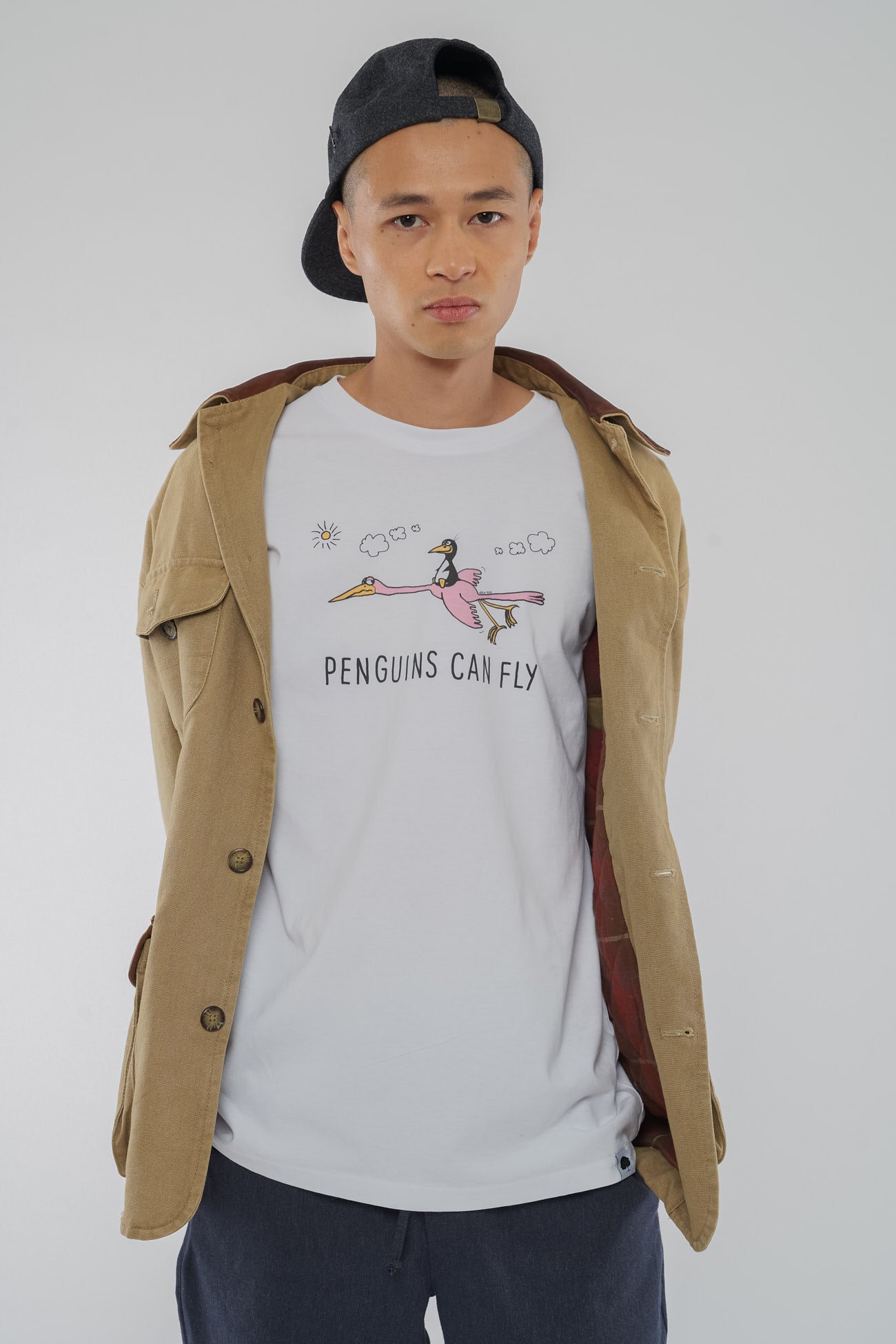 M-EP01-WH1-Flying-Penguins-Detail-Design-T-ShirtxPJkYPtXEFD7B