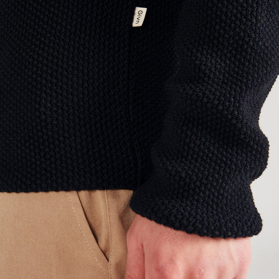 M-GB1316-COLE-SWEATER-Relaxed-Black-Detail