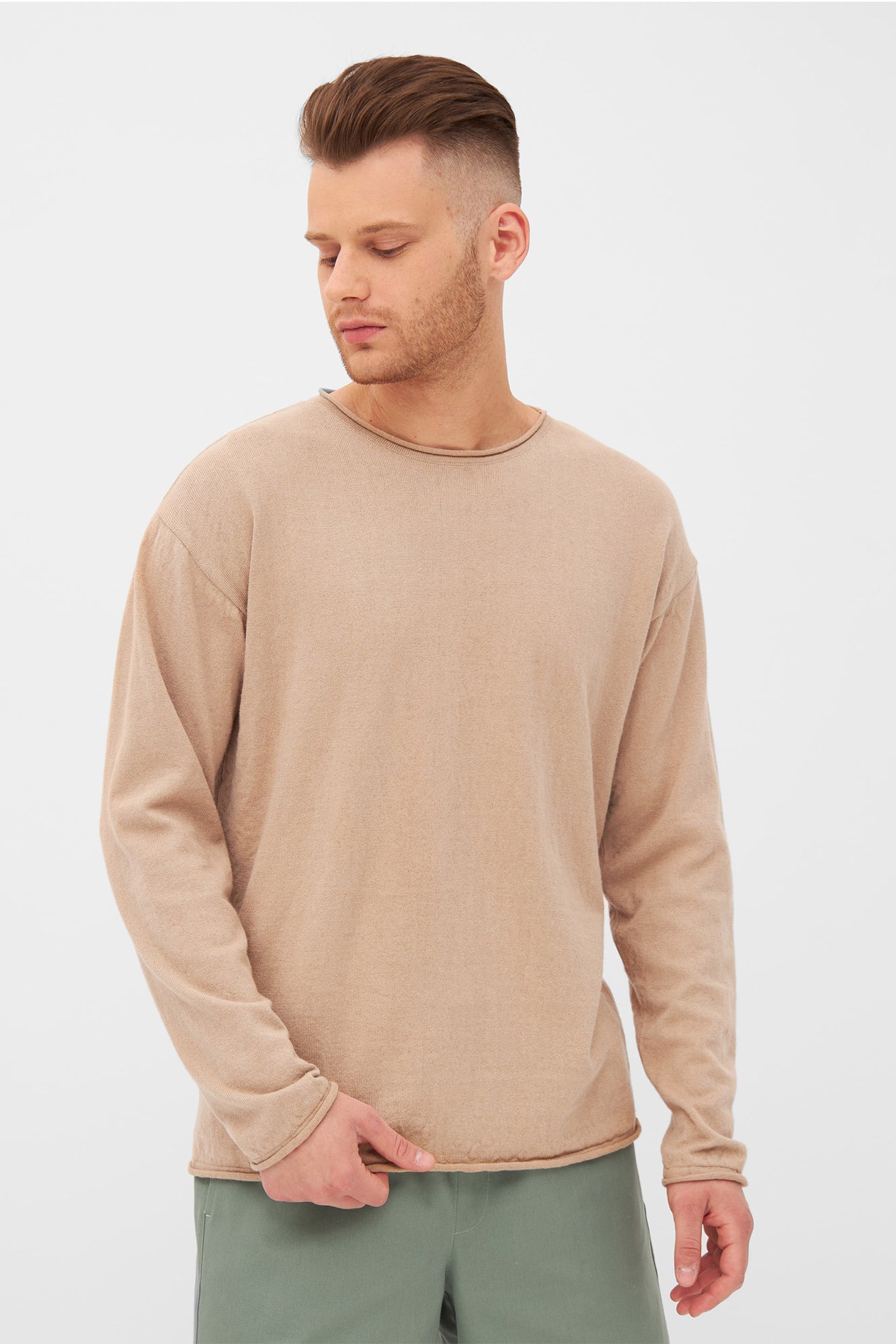 M-GB1587-DENIS-Pullover-aus-Leinen-Bio-Baumwolle-Faire-Kleidung-Online-REMORR-Light-Brown-Vorne5
