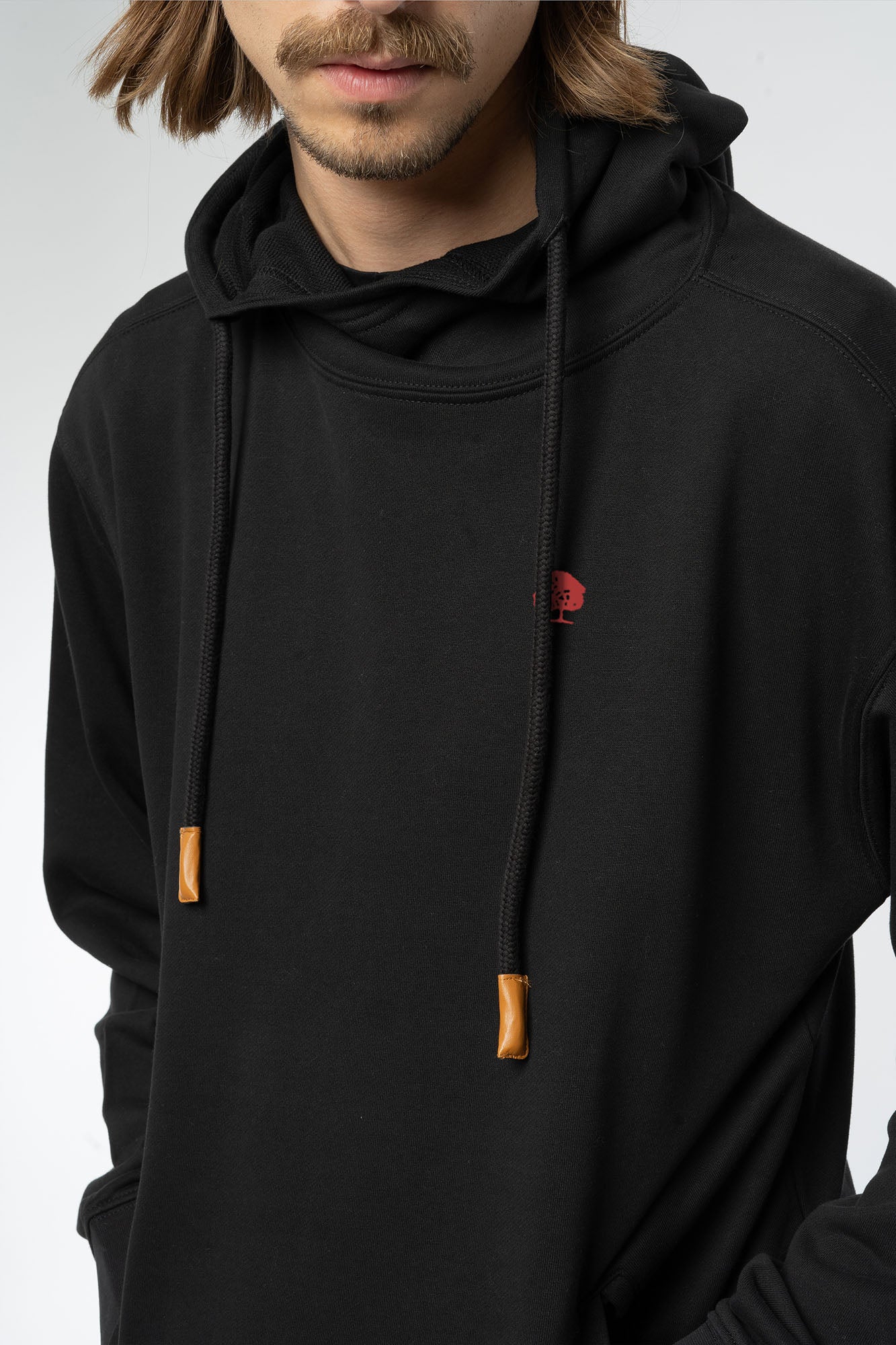 M-Heavy-Hoodie-aus-Bio-Baumwolle-Eco-Fashion-Black-Detail