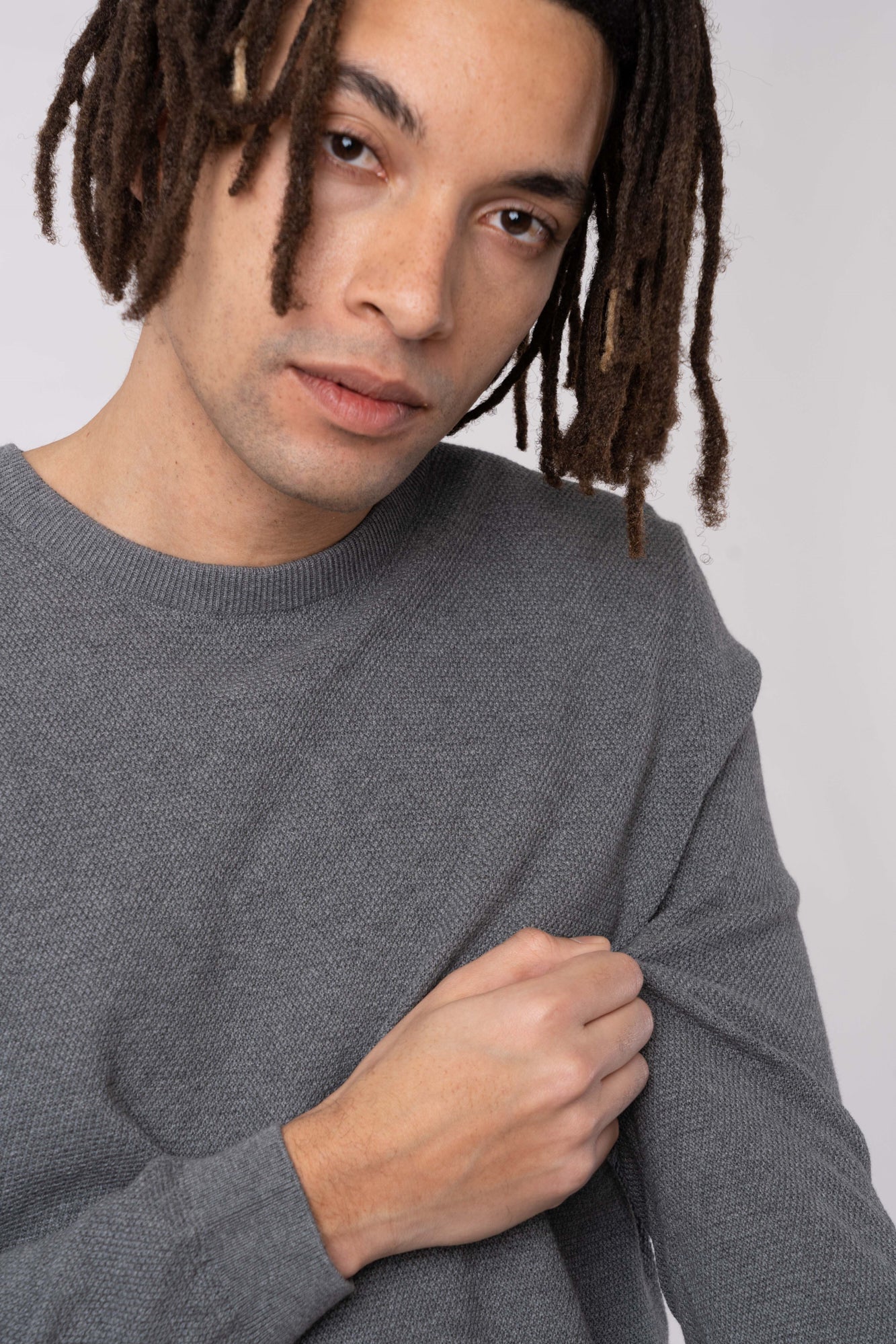 M-Lionel-Pullover-Strick-Grau-Bio-Vorne3