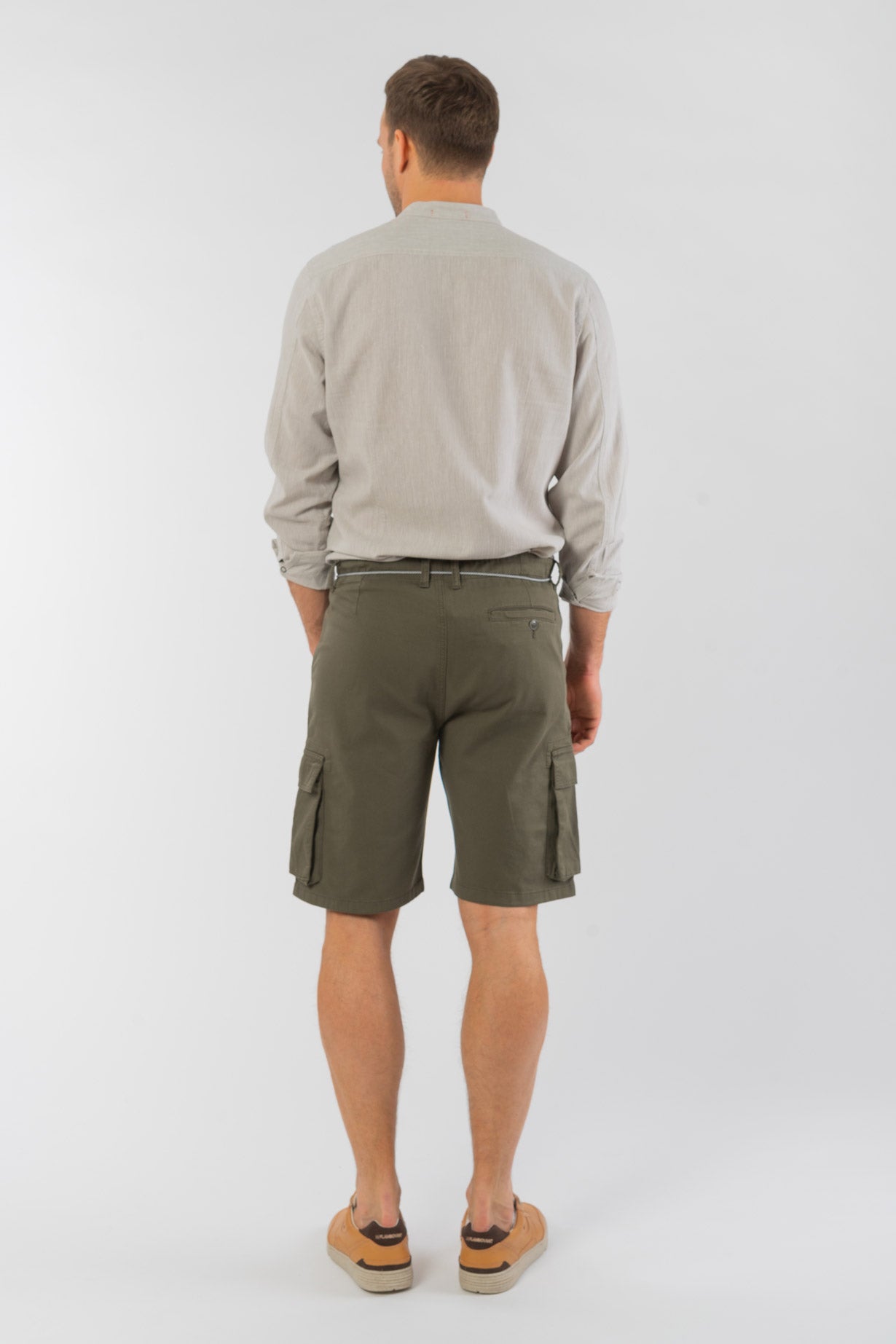 M-M121-11-Cargo-Shorts-aus-Bio-Baumwolle-Naturmode-Herren-ONORATO-Dark-Olive-Vorne4