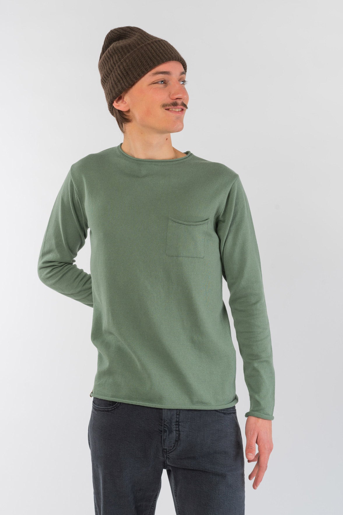 M-M121-K07-Light-Knit-Crew-Neck-aus-Bio-Baumwolle-Natuerliche-Mode-Herren-MARSILIO-Light-Khaki-Vorne2