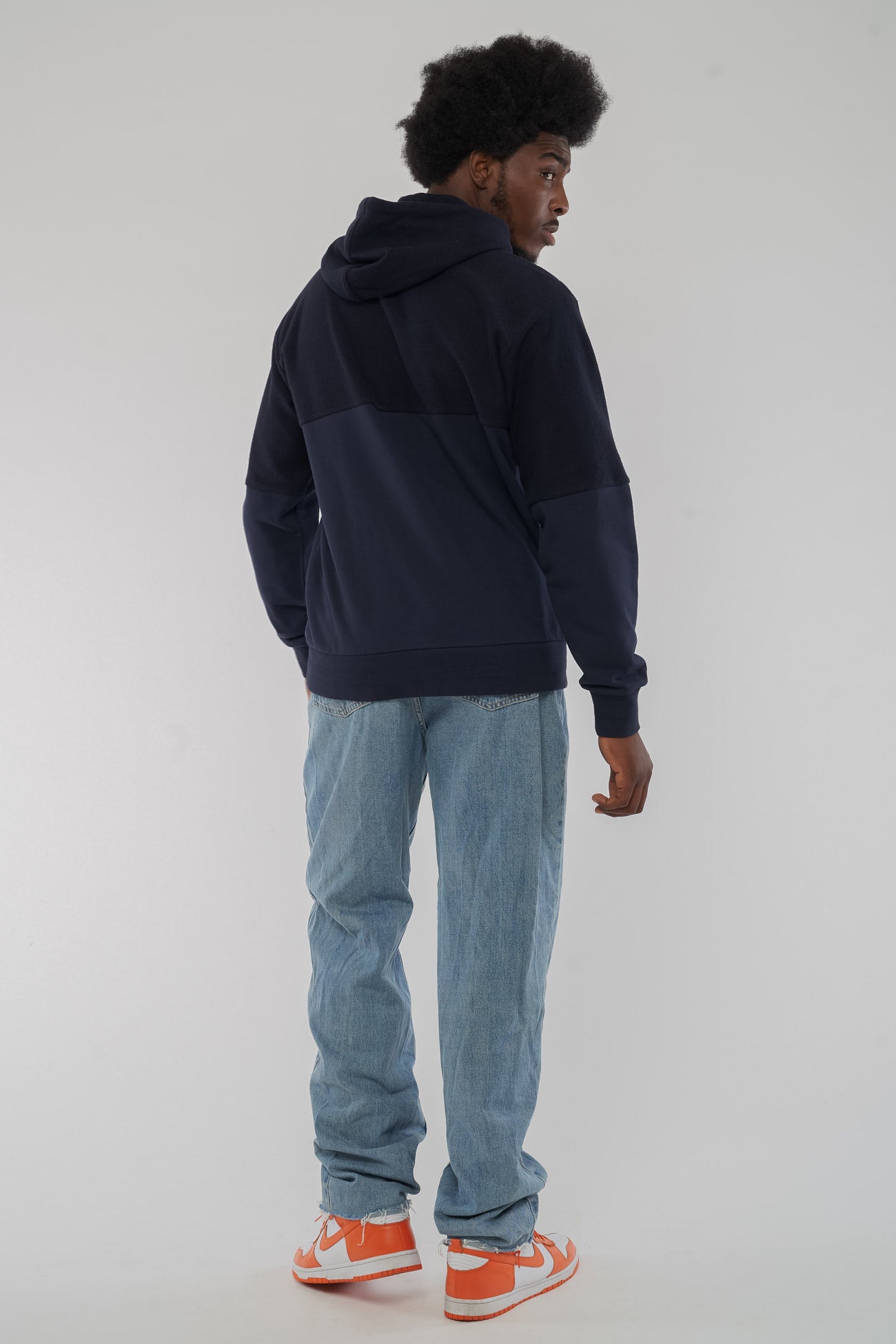 M-M221-08-F01-IVY-Hoddie-aus-Bio-Baumwolle-Oeko-Kleidung-Herren-CYTUS-DarkNavy-Hinten