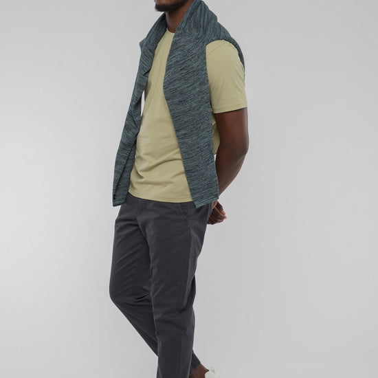 M-M221-12-G06-Musa-Pants-aus-Bio-Baumwolle-Faire-Siegel-Kleidung-Herren-KOBUSI-DarkGrey-Vorne2