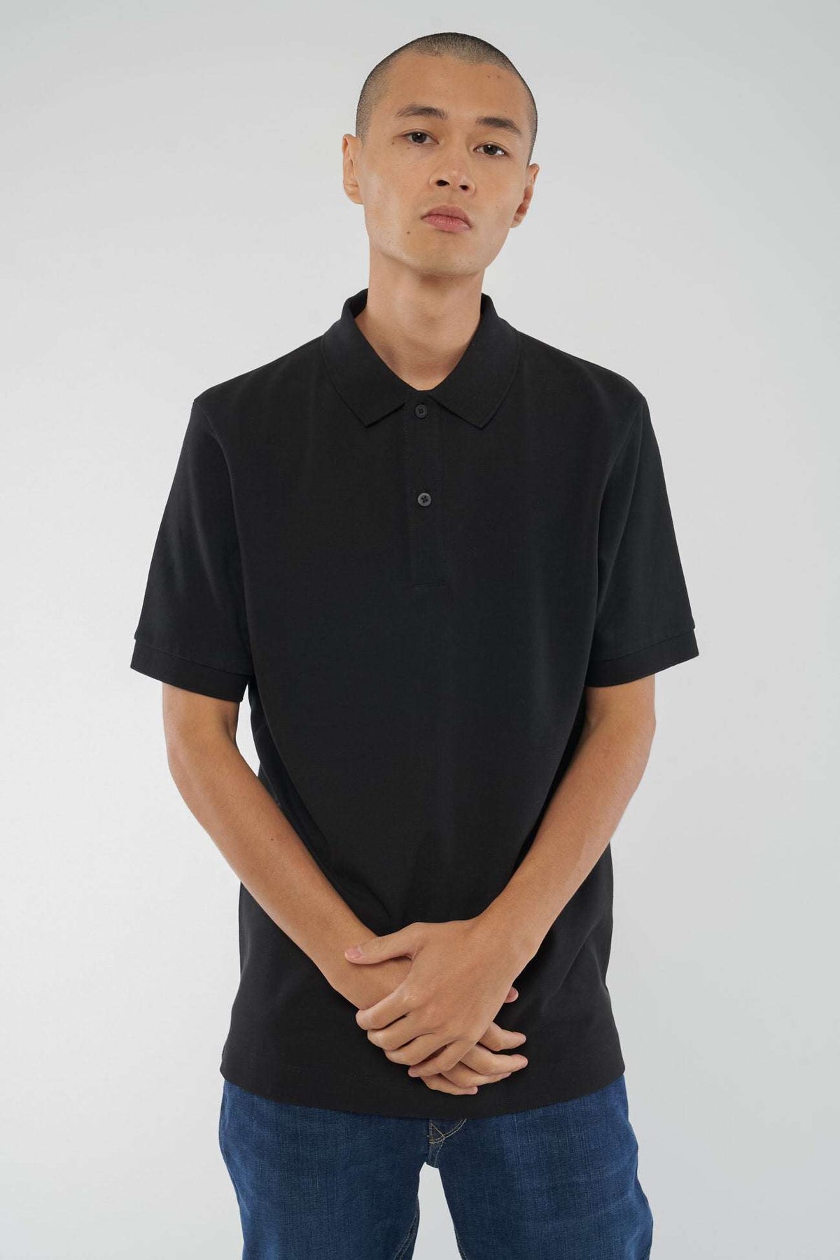 M-Nachhaltiges-Polo-STPU331-Black-Vorne