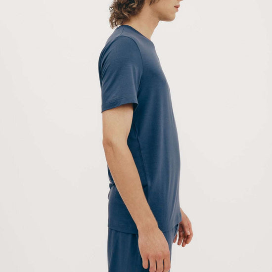 M-OB230001-Soft-Touch-Tee-aus-Tencel-Bio-Faire-Kleidung-SOFT-TOUCH-Midnight-Blue-Seite