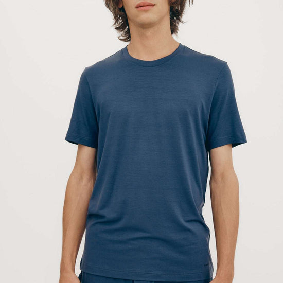 M-OB230001-Soft-Touch-Tee-aus-Tencel-Bio-Faire-Kleidung-SOFT-TOUCH-Midnight-Blue-Vorne3