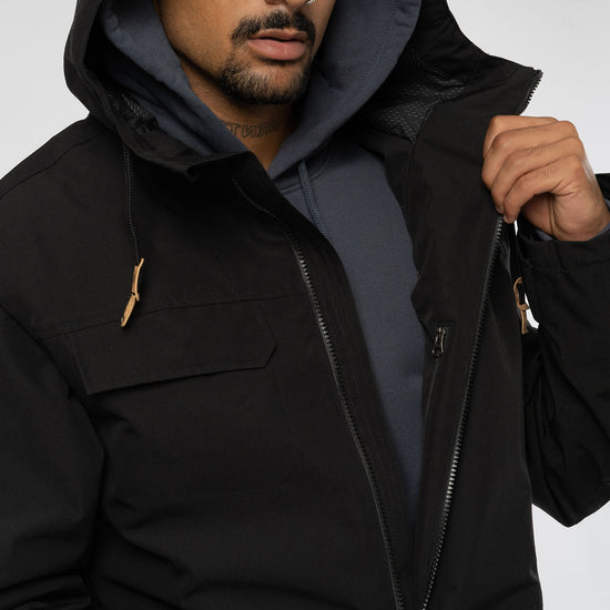 M-Regenjacke-aus-recyceltem-Polyester-Naturmode-Meteorite-Black-Vorne