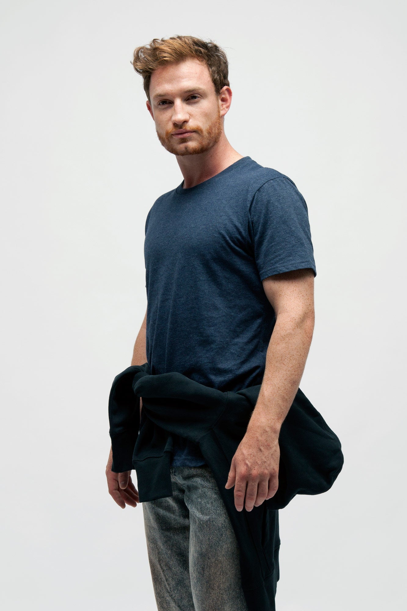 M-SA01-Recyceltes-T-Shirt-Bio-Maenner-Shirt-Melange-Navy-Detail