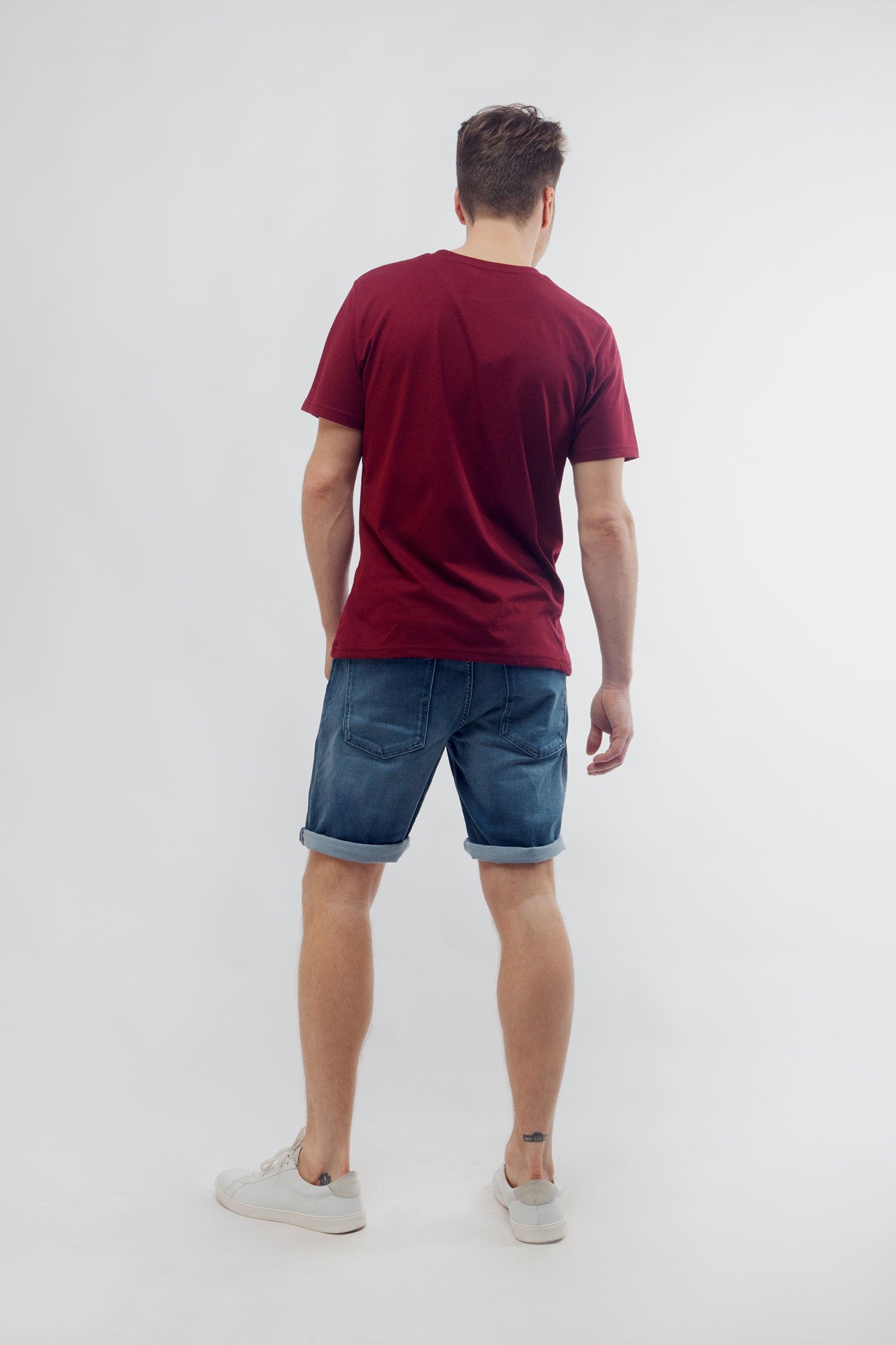 M-SA01-Recycled-T-Shirt-Burgundy-Hinten