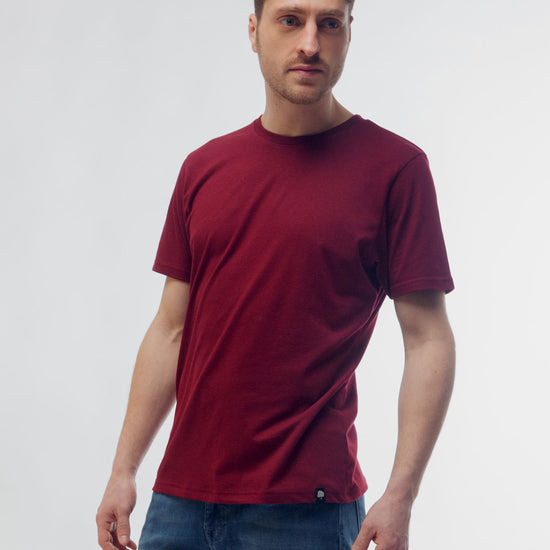M-SA01-Recycled-T-Shirt-Burgundy-Vorne