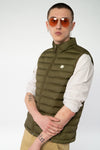 M-STJM836-Steppweste-aus-Recyceltes-Polyester-Fair-Trade-Herren-ELAGABO-British-Khaki-Vorne
