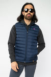 M-STJM836-Steppweste-aus-Recyceltes-Polyester-Fair-Trade-Herren-ELAGABO-French-Navy-Vorne2