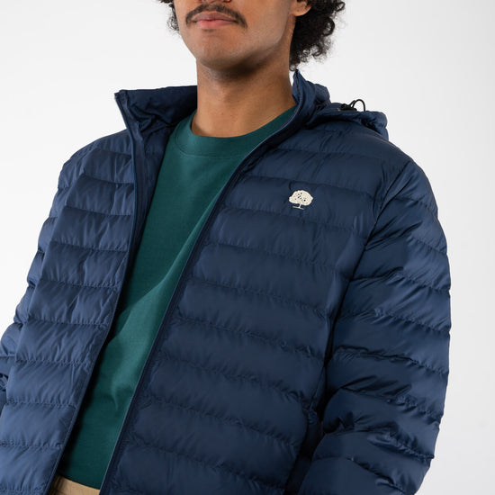 M-STJM837-Lange-Daunenjacke-aus-Recyceltem-Polyester-Bio-Mode-PONYES-French-Navy-Vorne