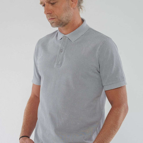 M-STPU335-Polo-Maenner-Faire-Mode-Dyed-Aged-Grey-Vorne2