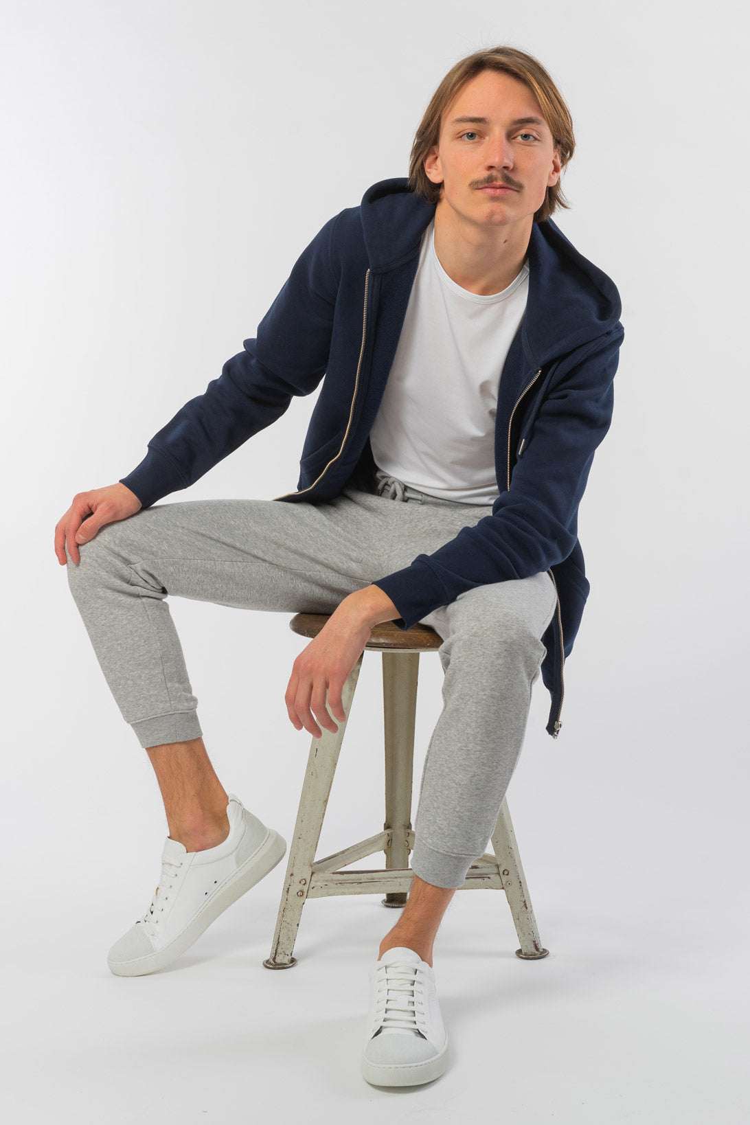 M-STSM566-Standard-Zipper-aus-Bio-Baumwolle-Fair-Gehandelte-T-Shirts-Herren-VINCENTIO-Black-Heather-Blue-Vorne1