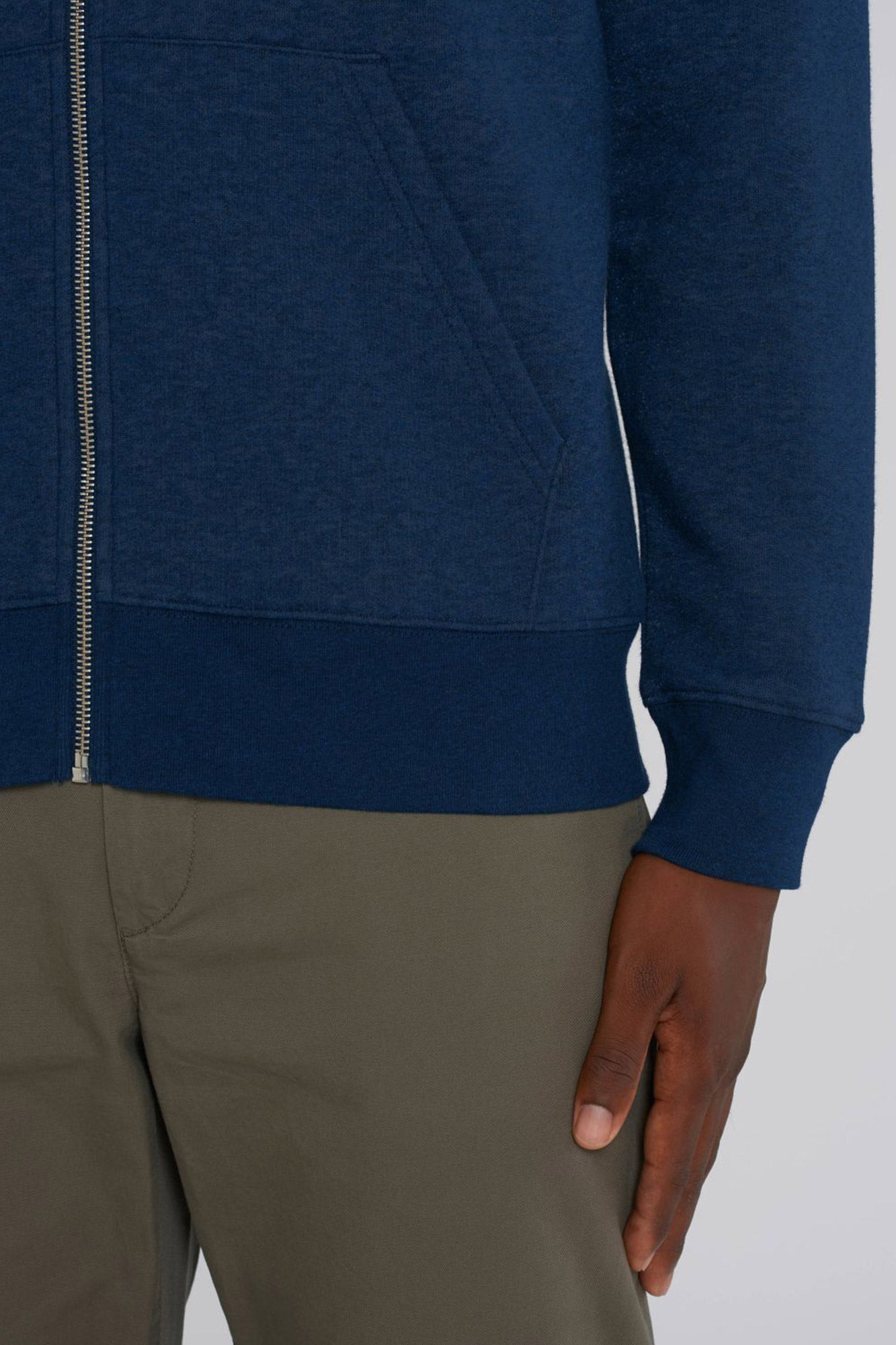 M-STSM566-Zipper-Bio-Fair-Black-heather-Blue_C5882