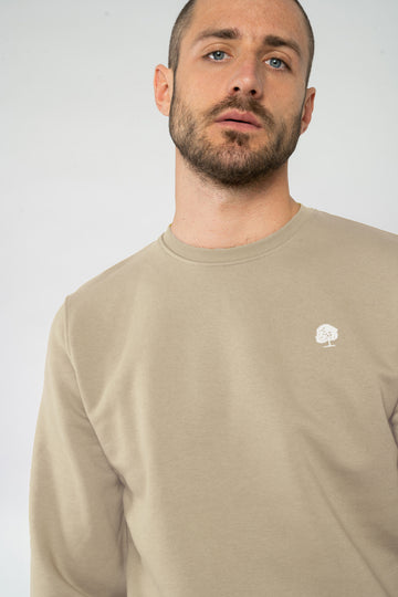 M-STSU178-Standard-Sweatshirt-aus-Bio-Baumwolle-Zertifizierte-Mode-CUCUNA-Desert-Dust-Detail