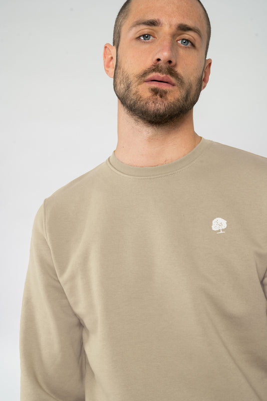 M-STSU178-Standard-Sweatshirt-aus-Bio-Baumwolle-Zertifizierte-Mode-CUCUNA-Desert-Dust-Detail