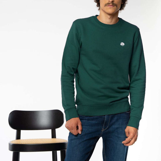 M-STSU178-Standard-Sweatshirt-aus-Bio-Baumwolle-Zertifizierte-Mode-CUCUNA-Glazed-Green-Vorne3
