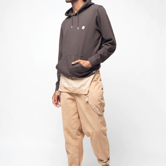 M-STSU822-Standard-Hoodie-Herbst-Deep-Chocolate-Vorne
