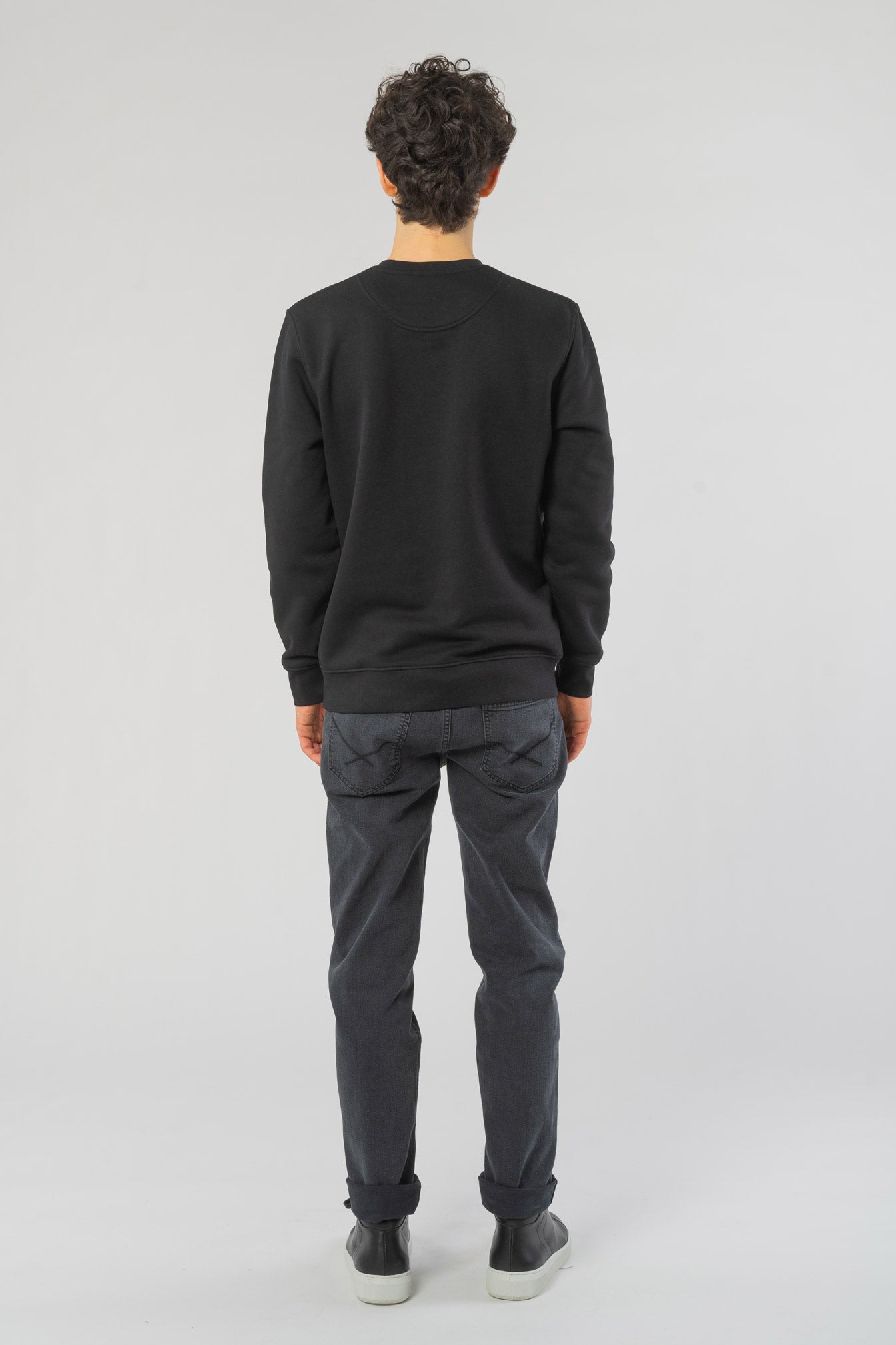 M-STSU823-Maenner-Faires-Sweatshirt-Nachhaltig-Black-Hinten