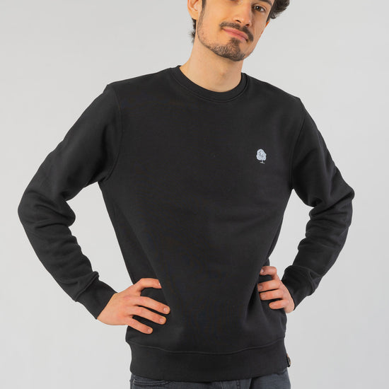 M-STSU823-Maenner-Faires-Sweatshirt-Nachhaltig-Black-Vorne