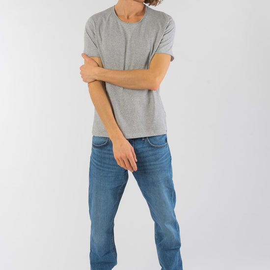 M-STTU647-T-Shirt-mit-offenem-Saum-aus-Bio-Baumwolle-Naturmode-Online-Herren-SENECA-Heather-Grey-Vorne5