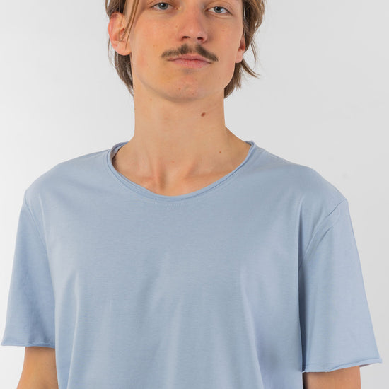 M-STTU647-T-Shirt-mit-offenem-Saum-aus-Bio-Baumwolle-Naturmode-Online-Herren-SENECA-Serene-Blue-Vorne4