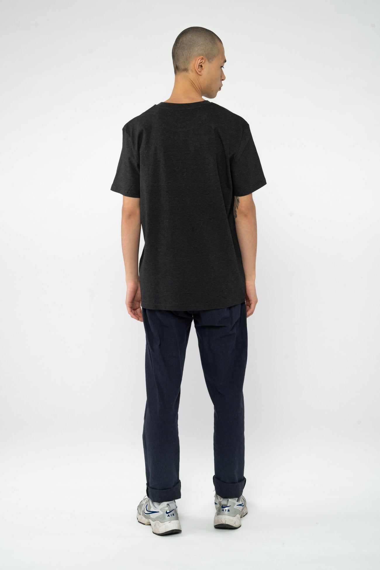 M-STTU755-Crab-Dark-Heather-Grey-back