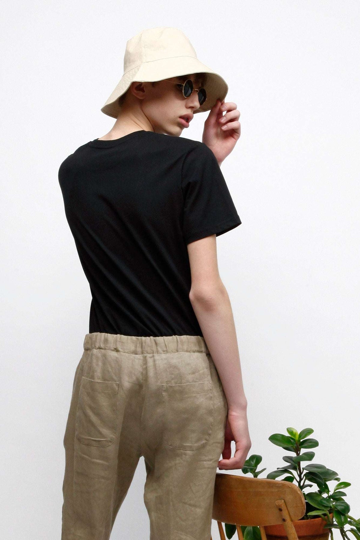 M-STTU755-Larix-Bio-Standard-T-Shirt-Fair-Trade-Black-Hinten