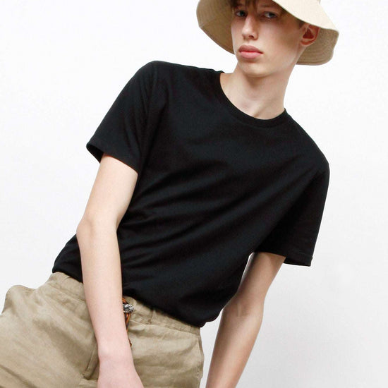 M-STTU755-Larix-Bio-Standard-T-Shirt-Fair-Trade-Black-Vorne-3