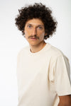M-STTU788-Relaxed-Fit-Heavy-Weight-T-Shirt-aus-Bio-Baumwolle-Fair-Trade-Klamotten-CYNARI-Natural-Raw-Vorne-Detail