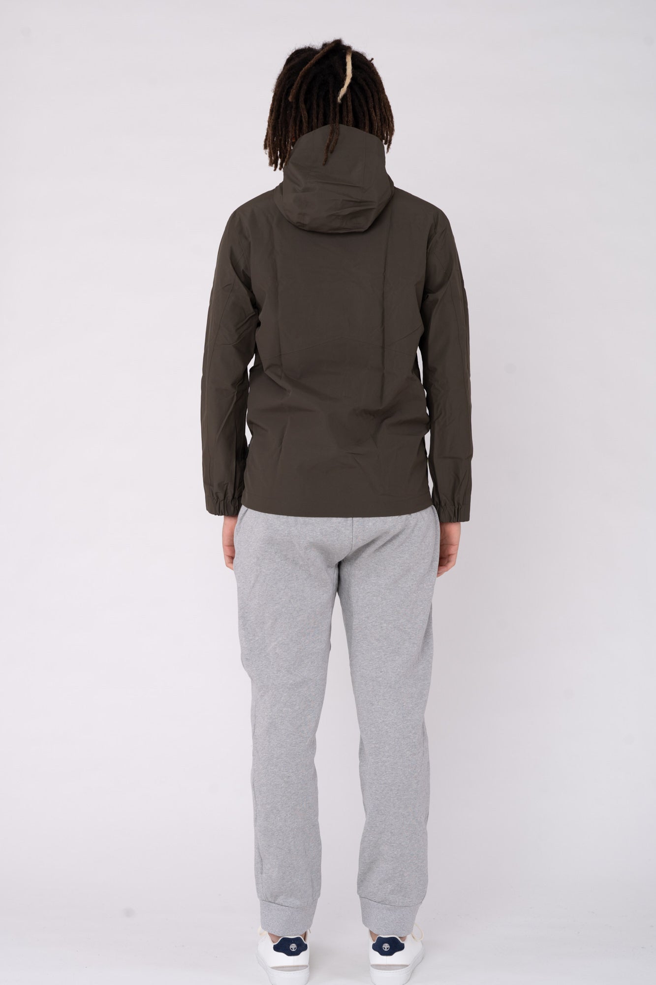 M-TCM3538-NIMBUS-Regenjacke-aus-Recyceltem-Polyester-Fair-Trade-T-Shirt-XENUX-Black-Olive-Green-Vorne24