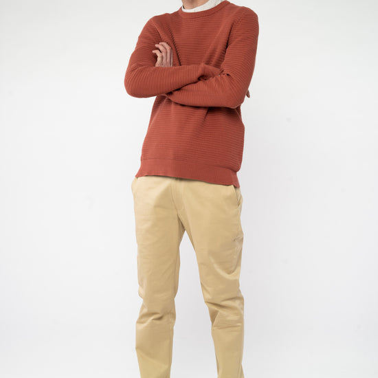 M-mw-252-301-MAGESH-Rippstrickpullover-aus-Bio-Baumwolle-Fair-Gehandelte-T-Shirts-Herren-RESSEN-Henna-Vorne