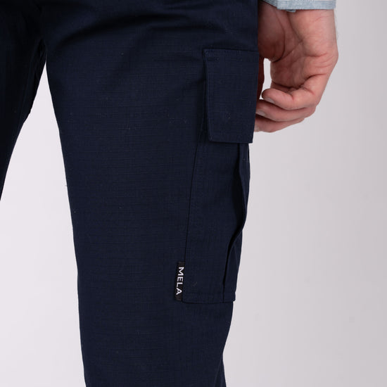 M-mw-rajesh-RAJESH-Cargohose-aus-Bio-Baumwolle-Fairtrade-Kleidung-KHENNER-Navy-Vorne3