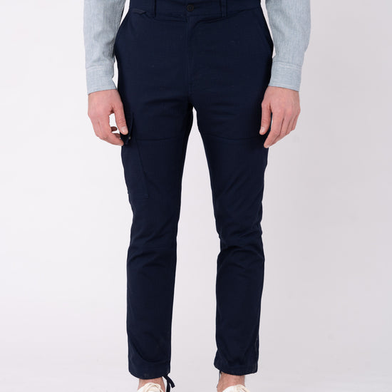 M-mw-rajesh-RAJESH-Cargohose-aus-Bio-Baumwolle-Fairtrade-Kleidung-KHENNER-Navy-Vorne4
