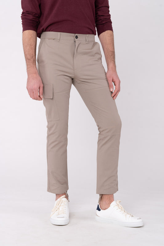 M-mw-rajesh-RAJESH-Cargohose-aus-Bio-Baumwolle-Fairtrade-Kleidung-KHENNER-Taupe-Vorne3