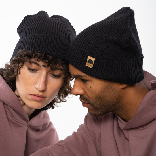 STAU771-fisherman-beanie-aus-bio-baumwolle-fair-Black-Seite